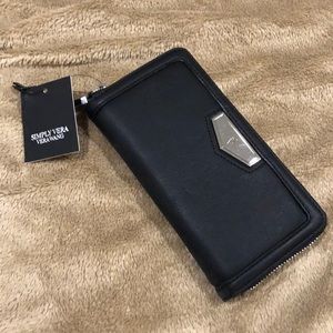 Simply Vera wang wallet
